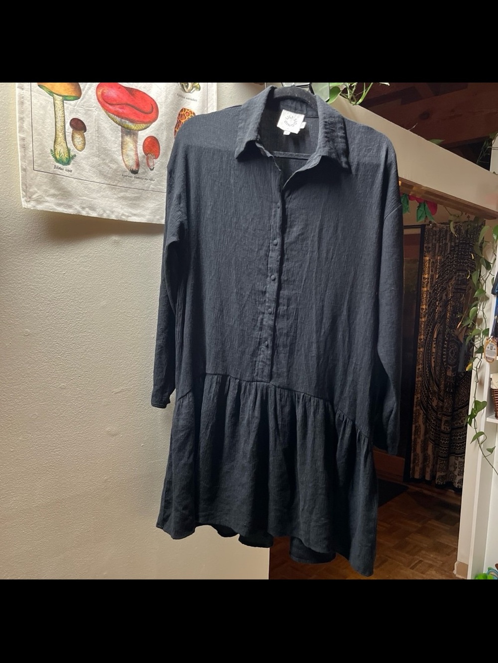 Lili Sidonio black dress size Medium